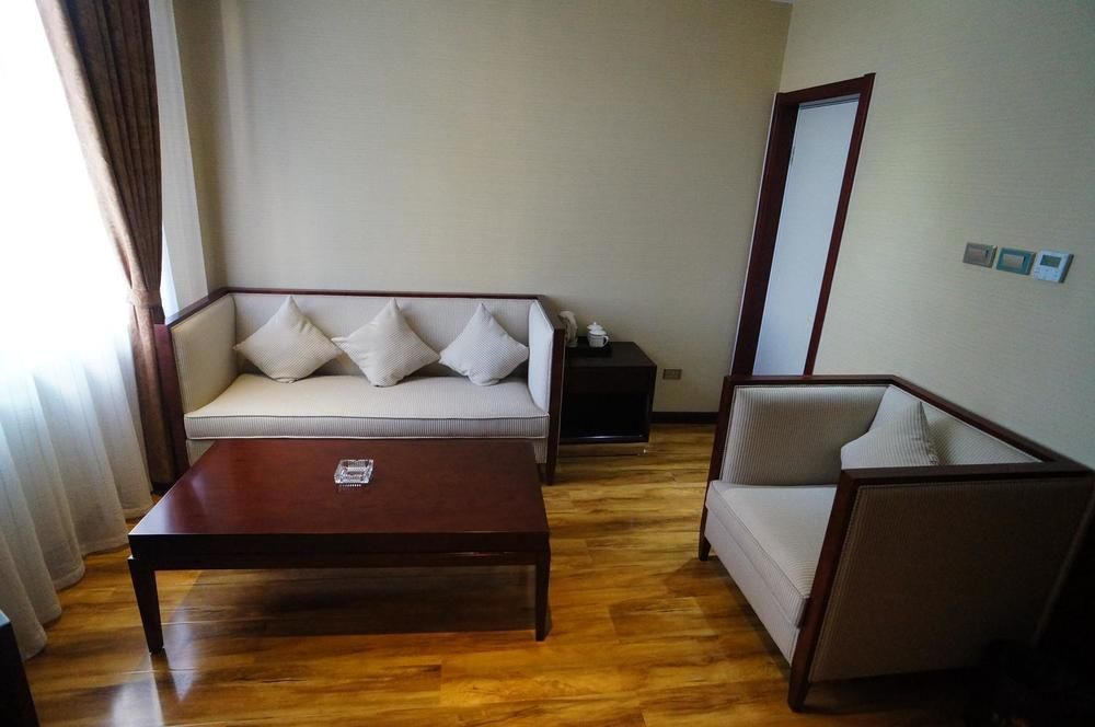 Sunshine Holiday Hotel Liaocheng Exterior photo